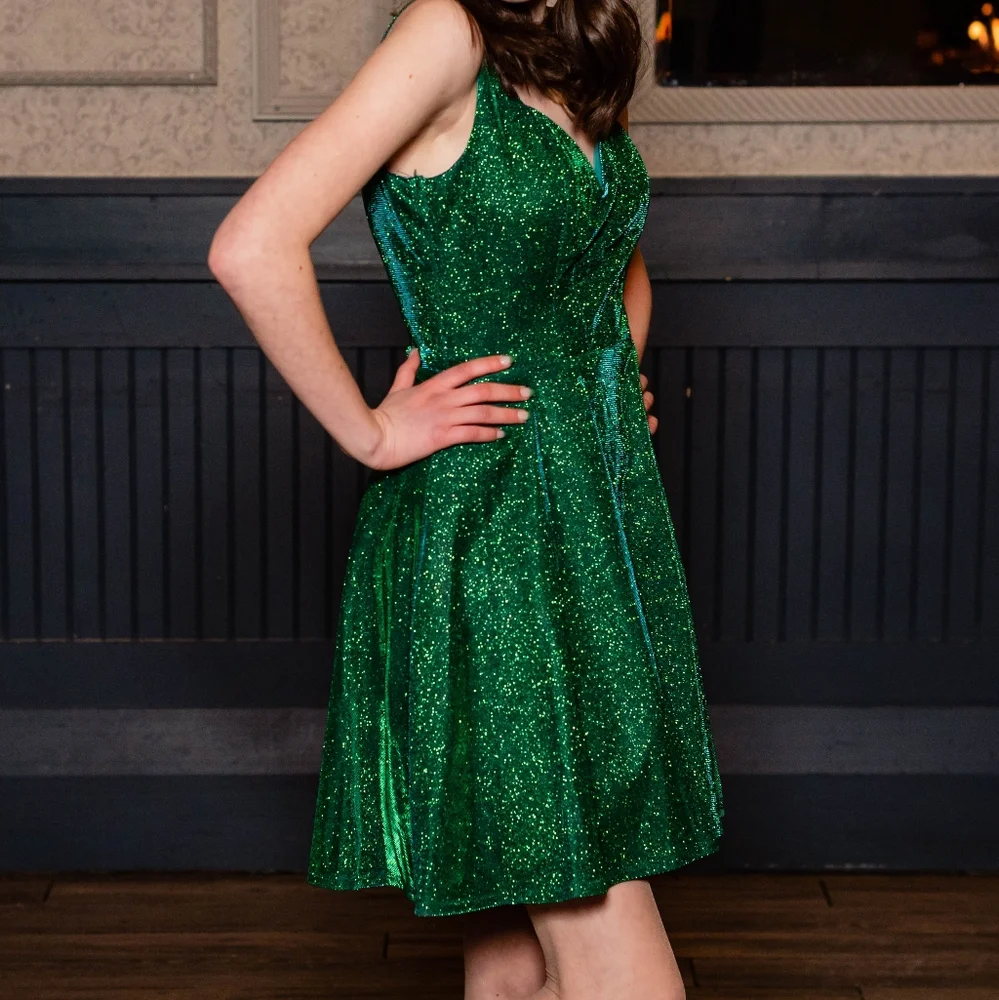 Sparkling Green Dress - Picture 5 of 10